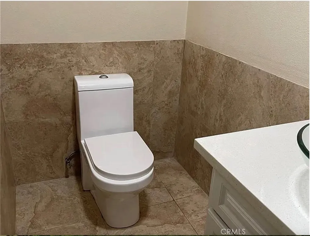 644 E 88th, Los Angeles, California 90002 home-pic-15