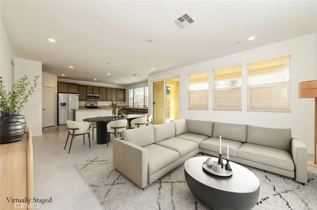 2838 E Clementine, Ontario, California 91762 home-pic-12
