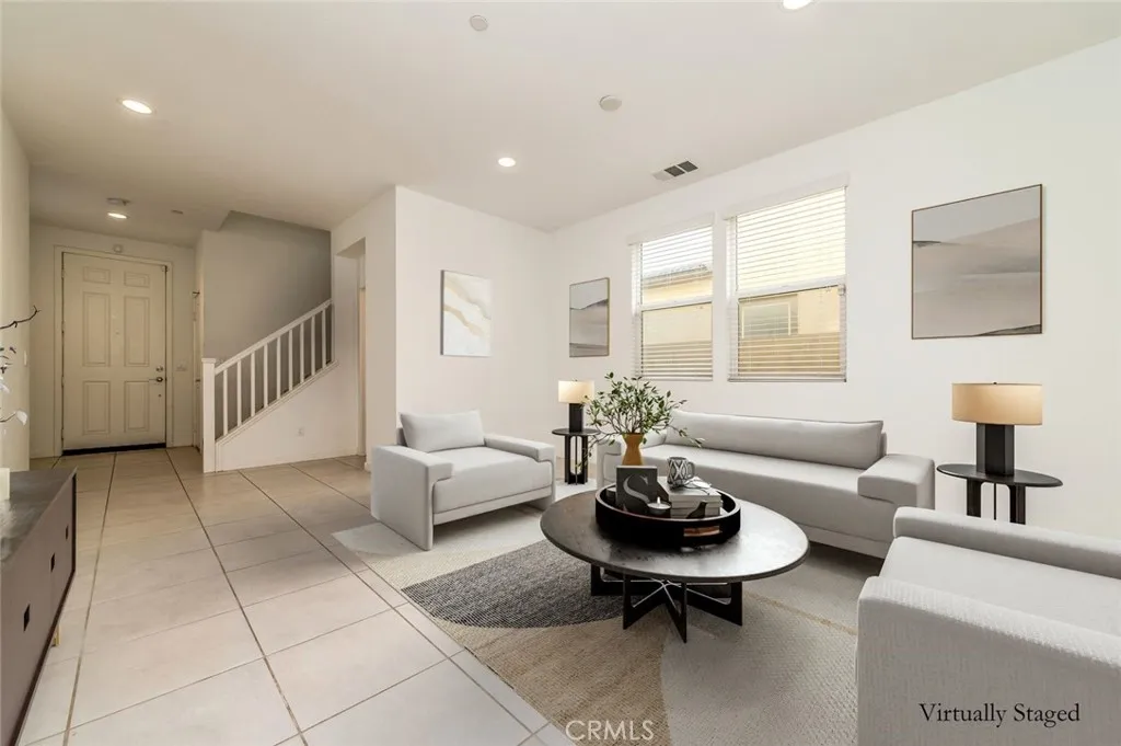 2838 E Clementine, Ontario, California 91762 home-pic-3