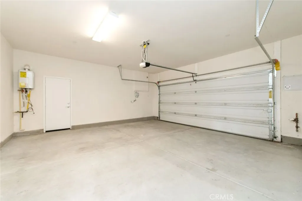 2838 E Clementine, Ontario, California 91762 home-pic-27