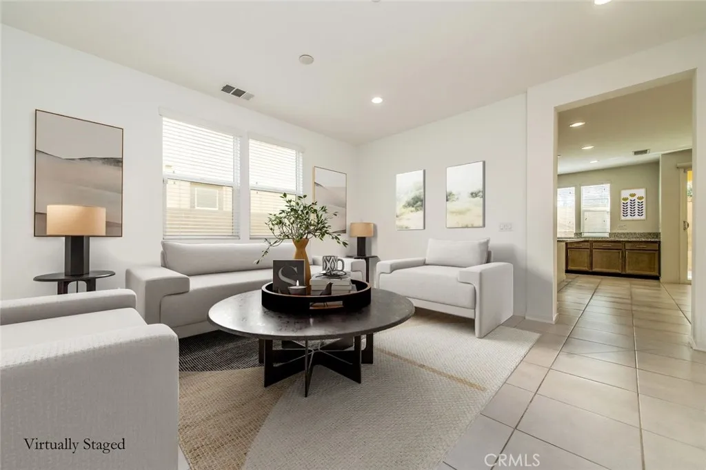 2838 E Clementine, Ontario, California 91762 home-pic-4