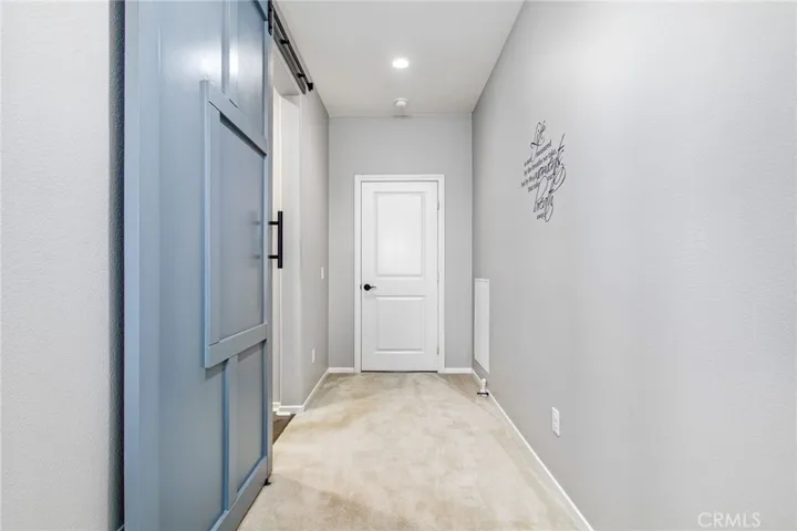 Master Bedroom Hall