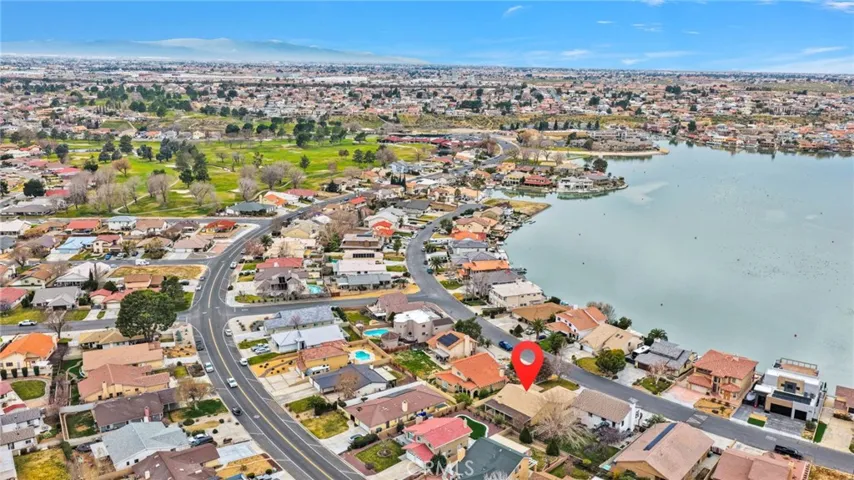 13287 Sea Gull Drive, Victorville, California 92395