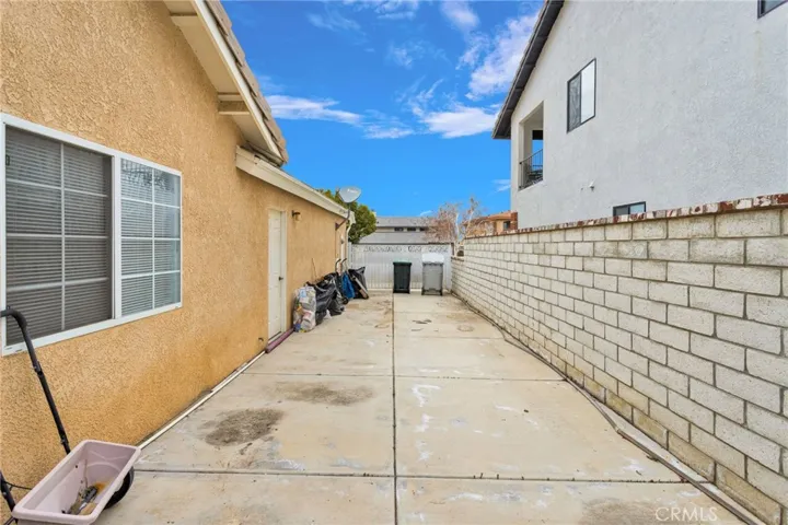 13287 Sea Gull Drive, Victorville, California 92395