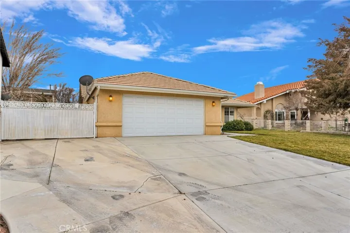 13287 Sea Gull Drive, Victorville, California 92395