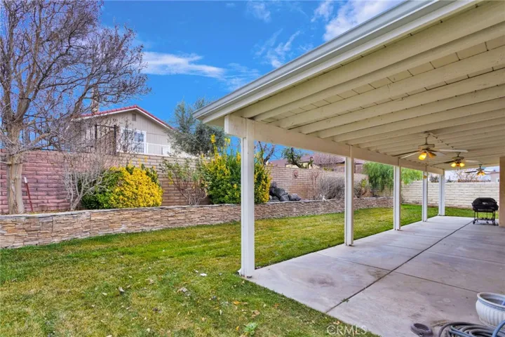 13287 Sea Gull Drive, Victorville, California 92395
