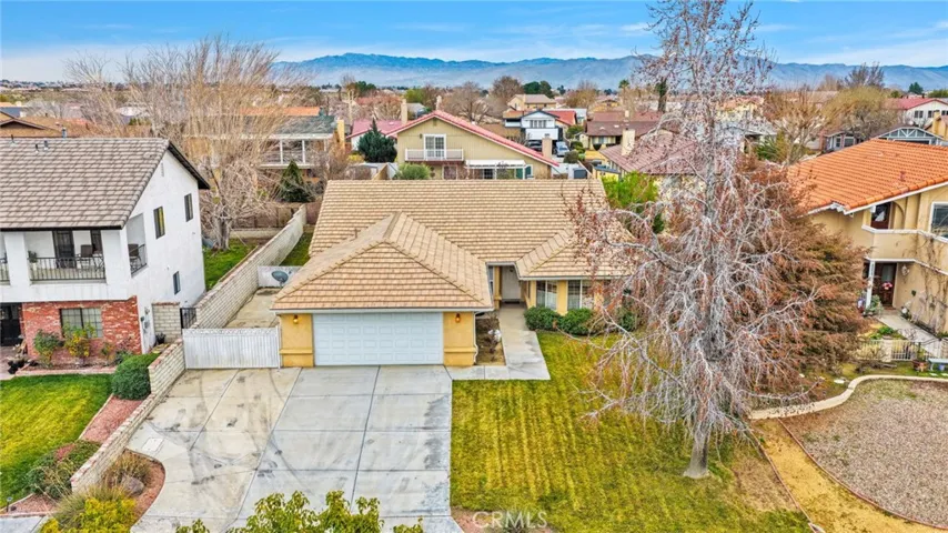 13287 Sea Gull Drive, Victorville, California 92395