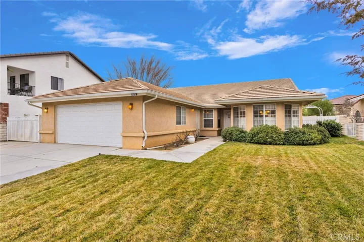 13287 Sea Gull Drive, Victorville, California 92395