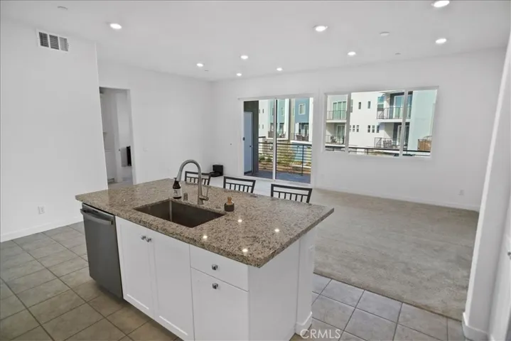 27410 N Merlin 205, Valencia, California 91381