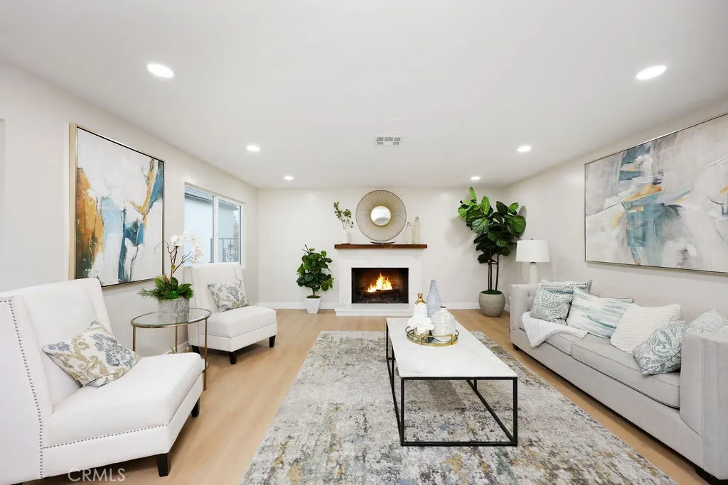 916 N West, Anaheim, California 92801 home-pic-7