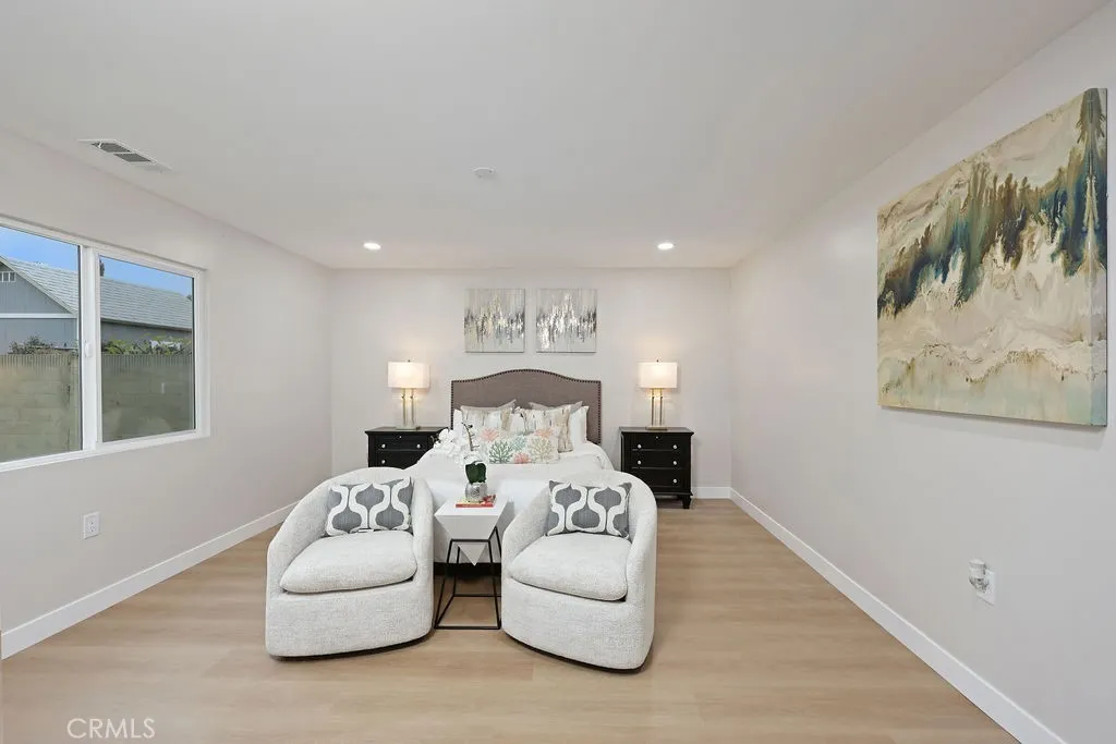 916 N West, Anaheim, California 92801 home-pic-18