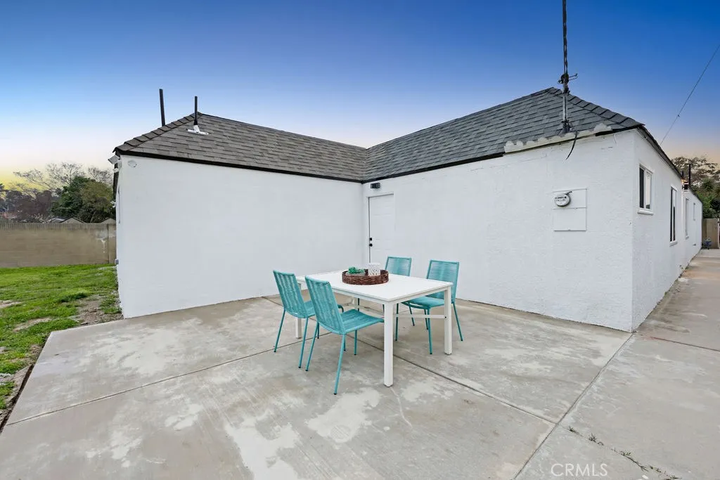 916 N West, Anaheim, California 92801 home-pic-22
