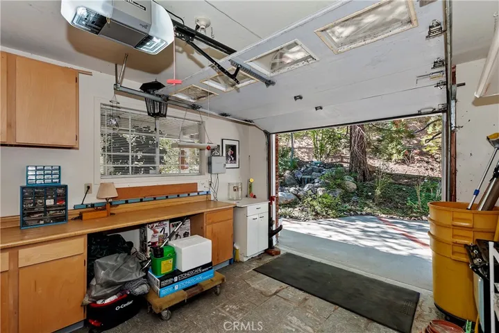 Bonus Workshop In Garage Port #3