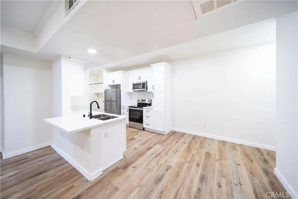 41410 Juniper 812, Murrieta, California 92562 home-pic-21