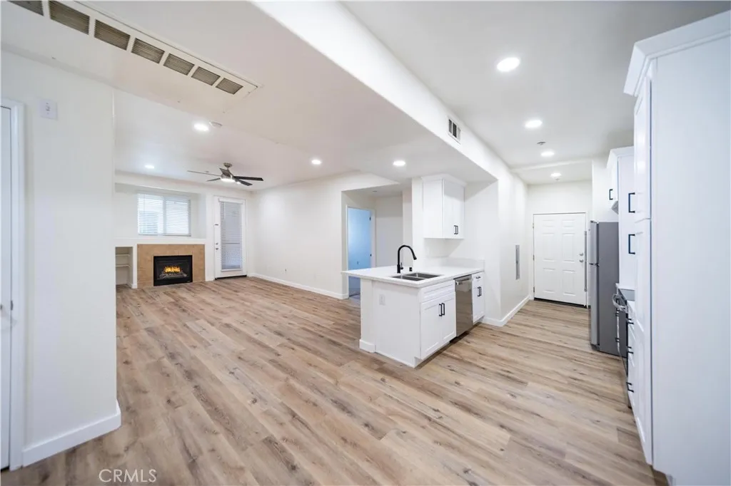 41410 Juniper 812, Murrieta, California 92562 home-pic-24