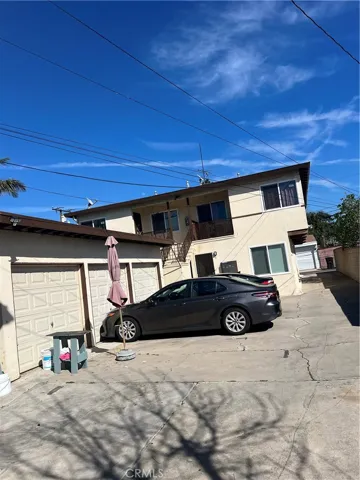 BACK BUILDING
