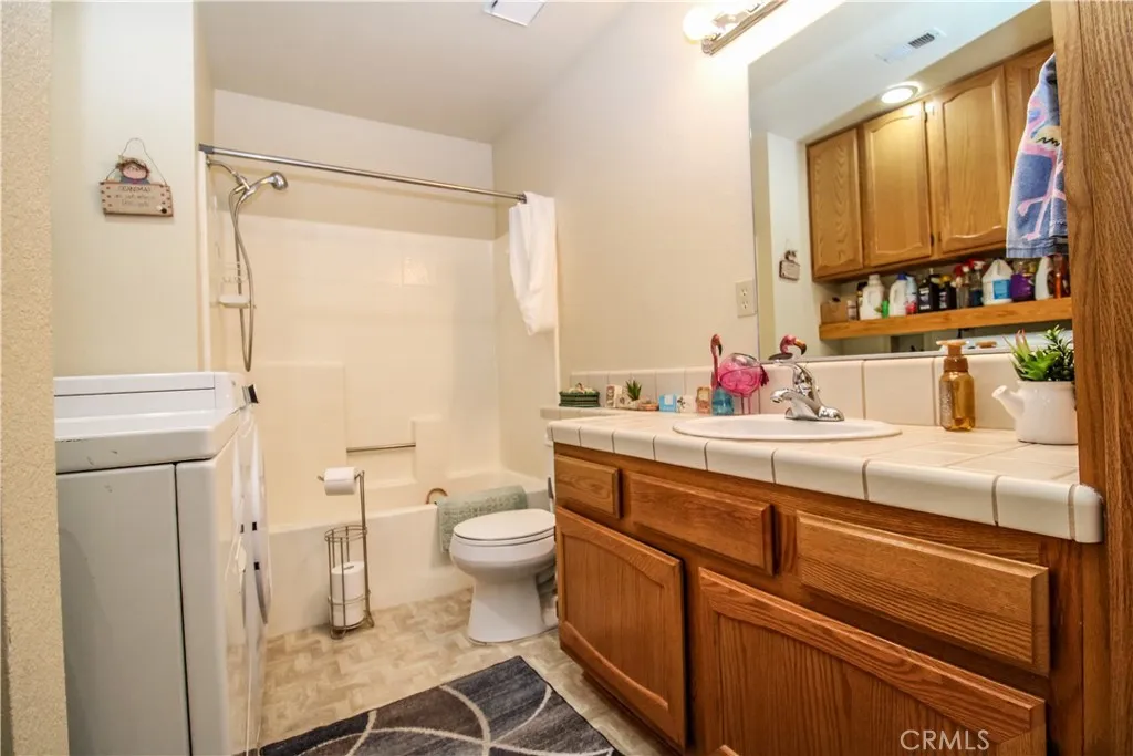 19065 Elm, Apple Valley, California 92308 home-pic-17
