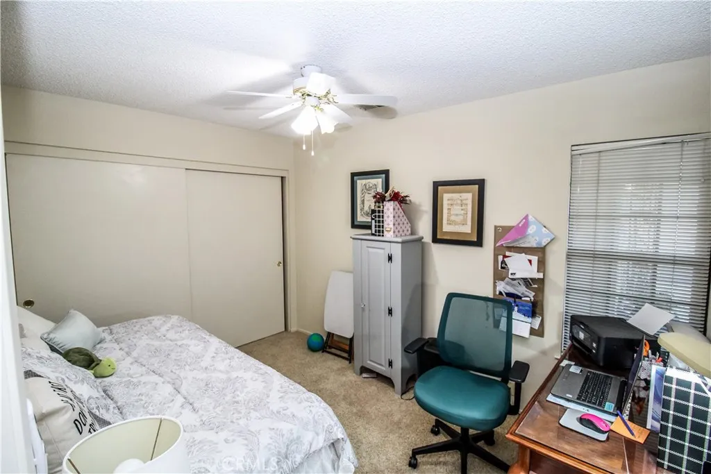 19065 Elm, Apple Valley, California 92308 home-pic-18