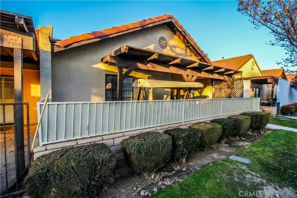 19065 Elm, Apple Valley, California 92308 home-pic-5