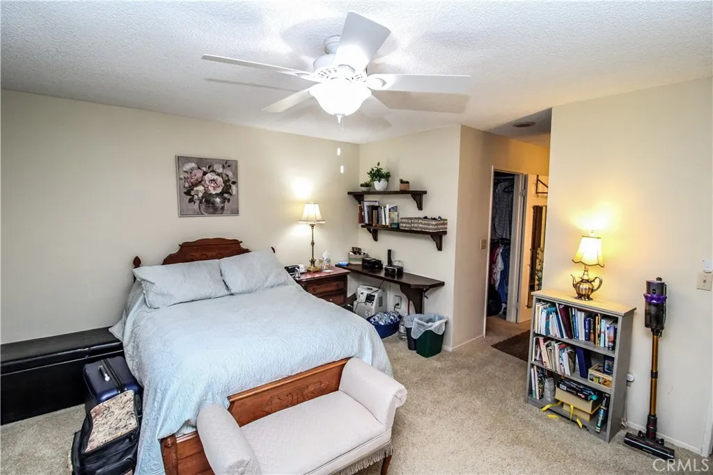 19065 Elm, Apple Valley, California 92308 home-pic-13