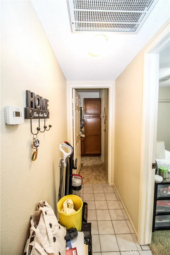 19065 Elm, Apple Valley, California 92308 home-pic-16
