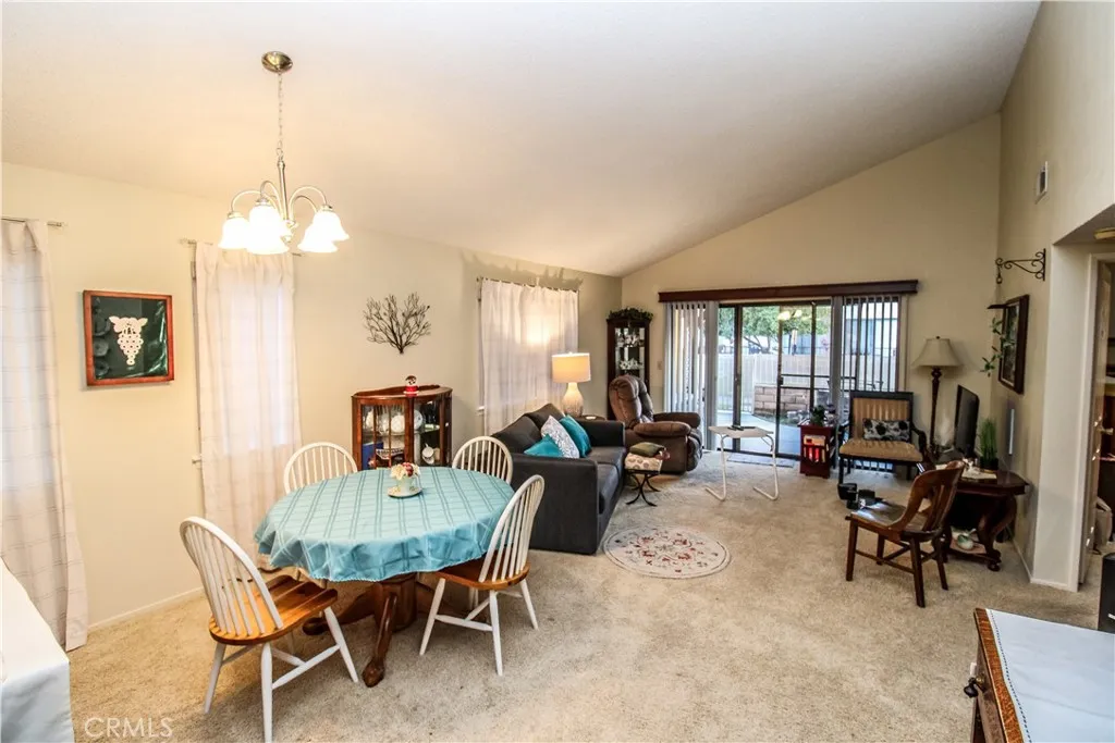 19065 Elm, Apple Valley, California 92308 home-pic-6