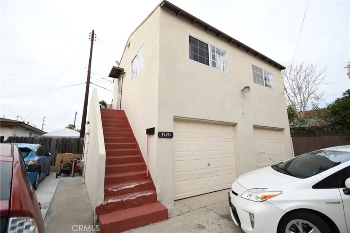 13525 Kornblum Avenue, Hawthorne, California 90250