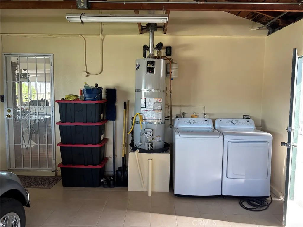 3555 Dixie, Riverside, California 92503 home-pic-22
