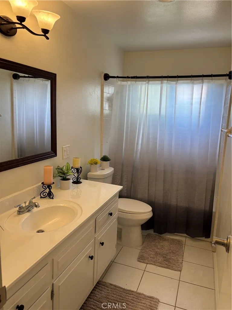 3555 Dixie, Riverside, California 92503 home-pic-6