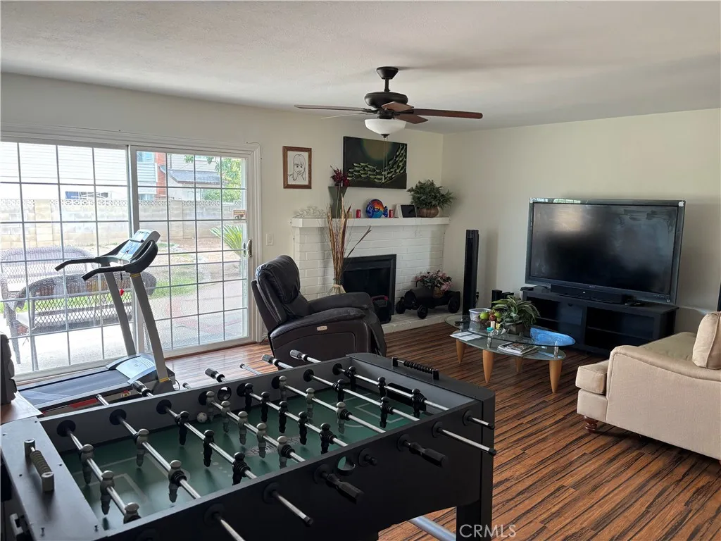 3555 Dixie, Riverside, California 92503 home-pic-2