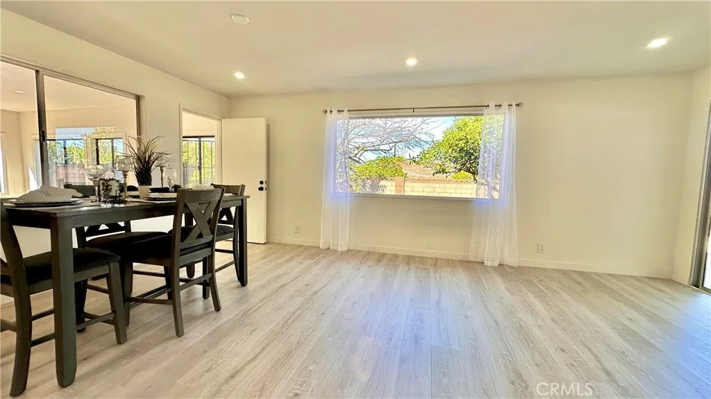 751 W 209th, Torrance, California 90502 home-pic-16
