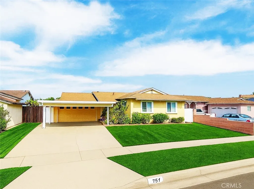 751 W 209th, Torrance, California 90502 home-pic-1