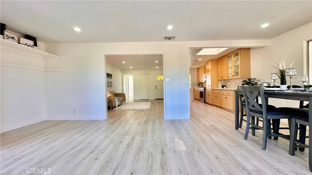 751 W 209th, Torrance, California 90502 home-pic-15