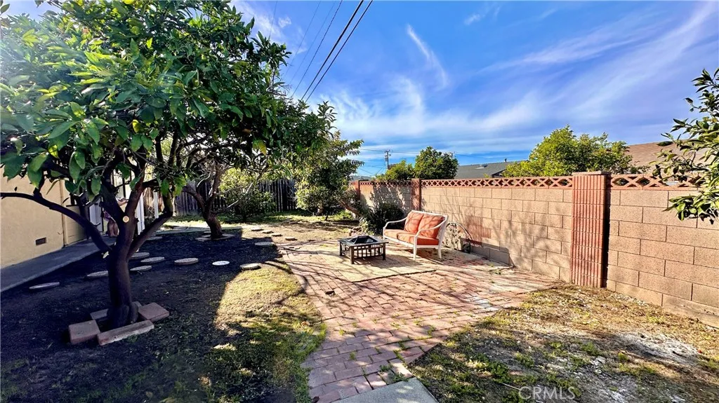 751 W 209th, Torrance, California 90502 home-pic-32