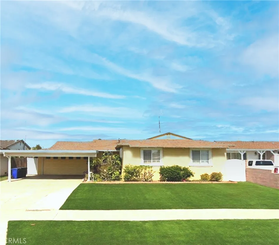 751 W 209th, Torrance, California 90502 home-pic-2
