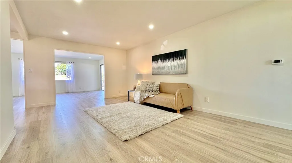 751 W 209th, Torrance, California 90502 home-pic-3