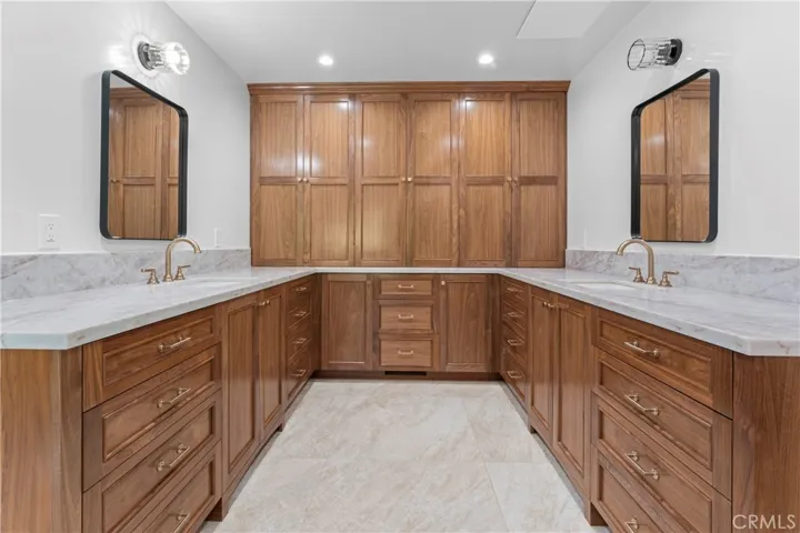 primary bathroom vanity