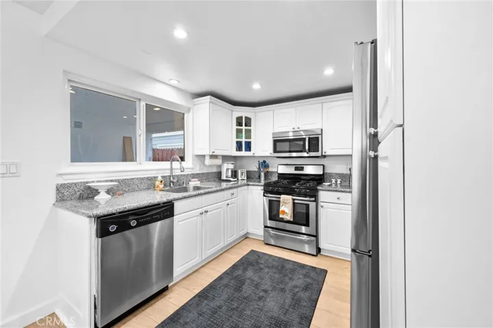 602 Marguerite, Corona Del Mar, California 92625