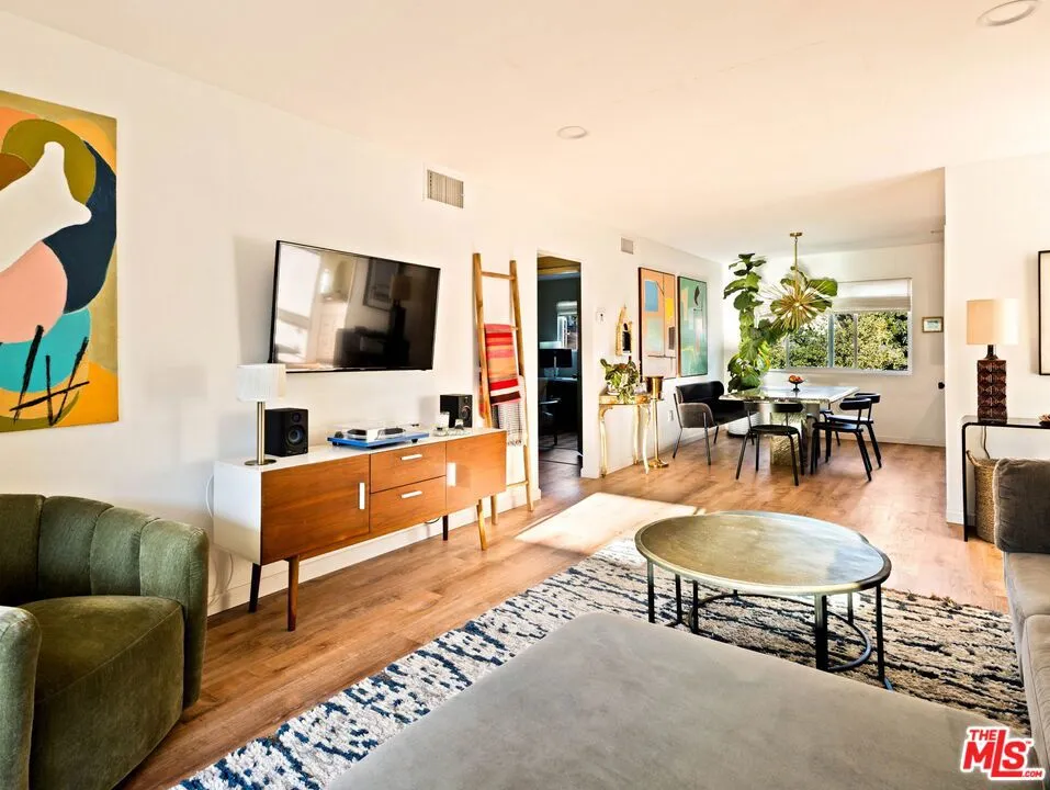 3015 Division Street 219, Los Angeles, California 90065 home-pic-2