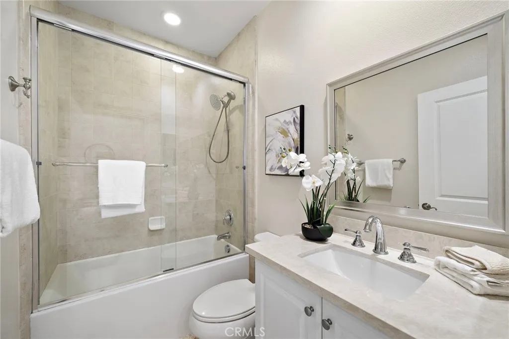 106 Fieldwood, Irvine, California 92618 home-pic-28