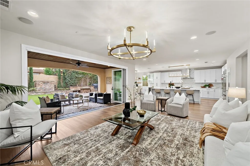 106 Fieldwood, Irvine, California 92618 home-pic-1