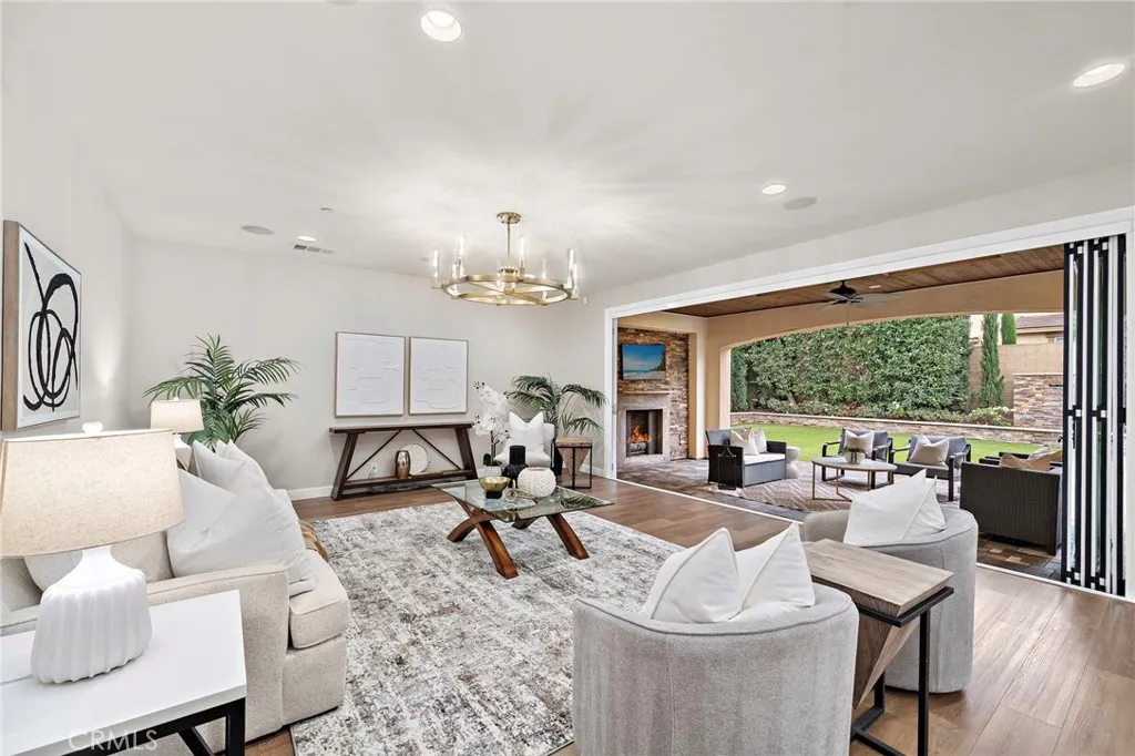106 Fieldwood, Irvine, California 92618 home-pic-11