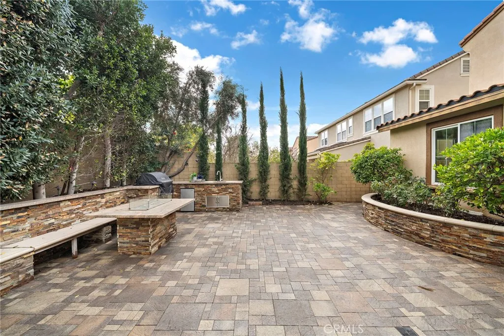 106 Fieldwood, Irvine, California 92618 home-pic-40