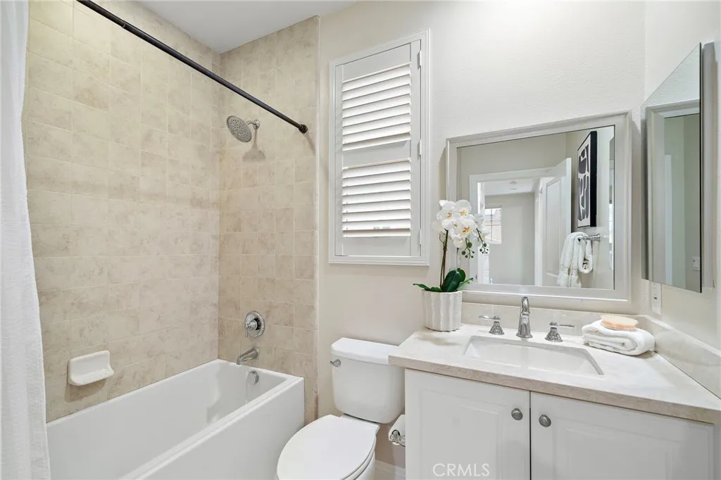 106 Fieldwood, Irvine, California 92618 home-pic-25