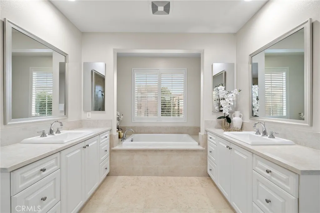 106 Fieldwood, Irvine, California 92618 home-pic-33