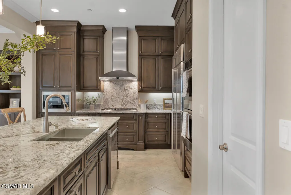 6894 Copper Creek Place, Moorpark, California 93021 home-pic-19
