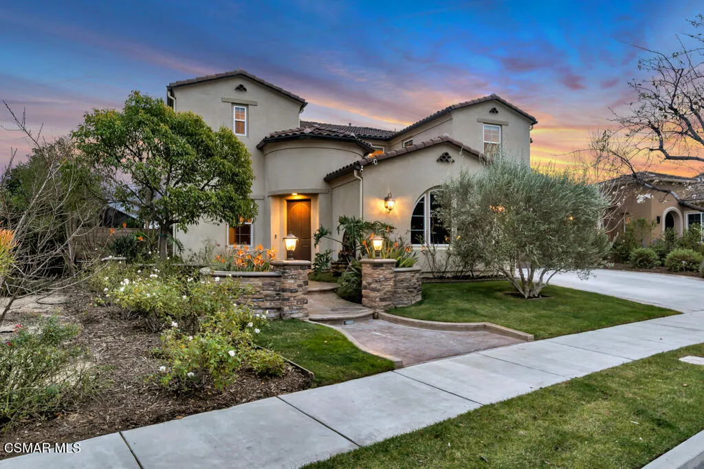 6894 Copper Creek Place, Moorpark, California 93021 home-pic-1