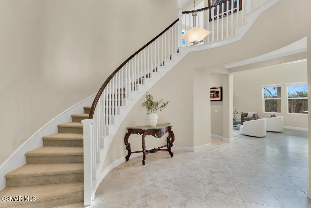 6894 Copper Creek Place, Moorpark, California 93021 home-pic-9