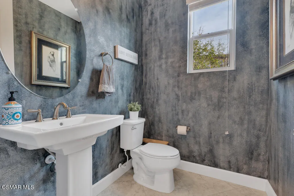6894 Copper Creek Place, Moorpark, California 93021 home-pic-33