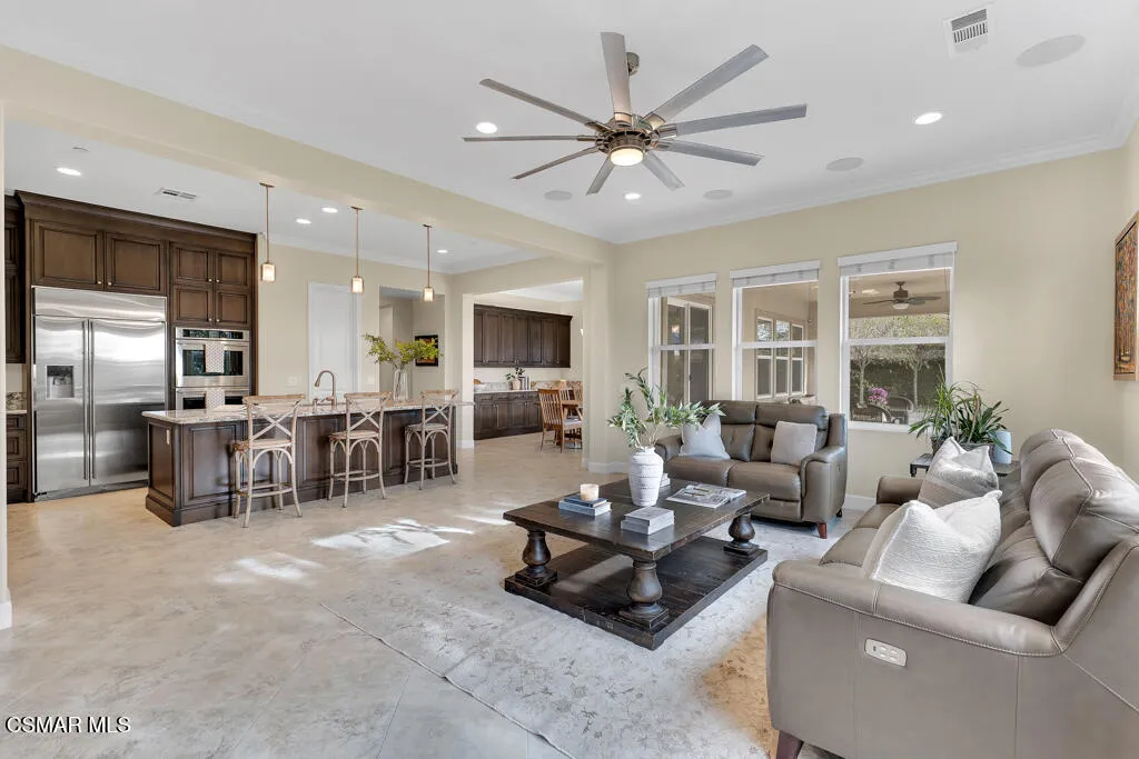 6894 Copper Creek Place, Moorpark, California 93021 home-pic-24
